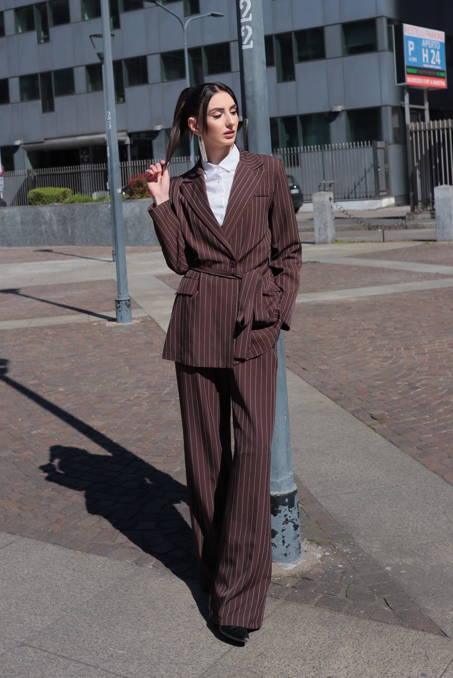 Tailleur gessato - cioccolato